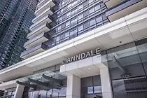 Maryam Suites Hullmark Centre Toronto Hotel