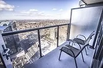 Maryam Suites Hullmark Centre Toronto